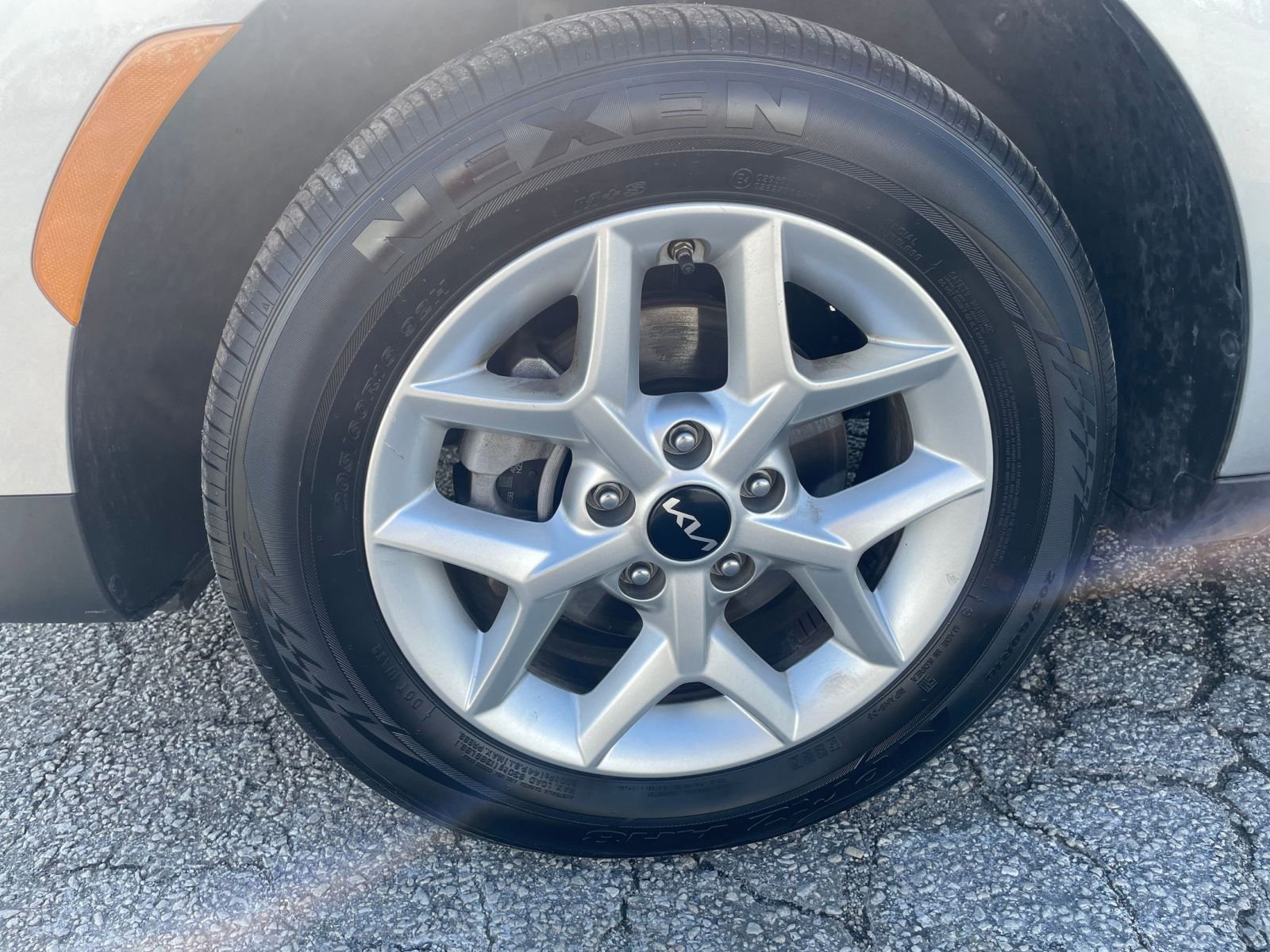 Used 2025 Kia Soul LX w/ LX Technology Package image 28