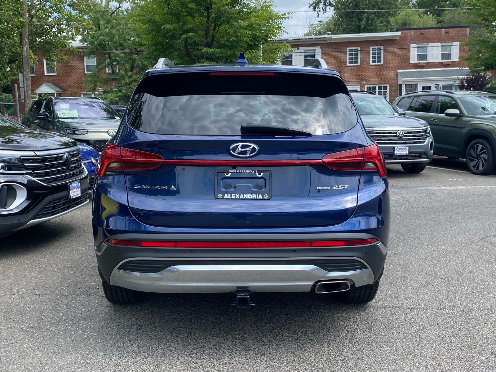 Used 2023 Hyundai Santa Fe Limited w/ Cargo Package AWD/4WD image 4