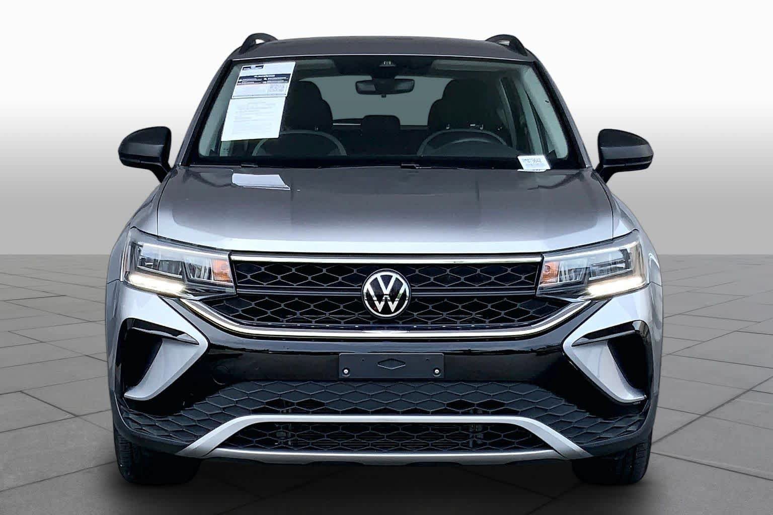 Used 2024 Volkswagen Taos S FWD image 4
