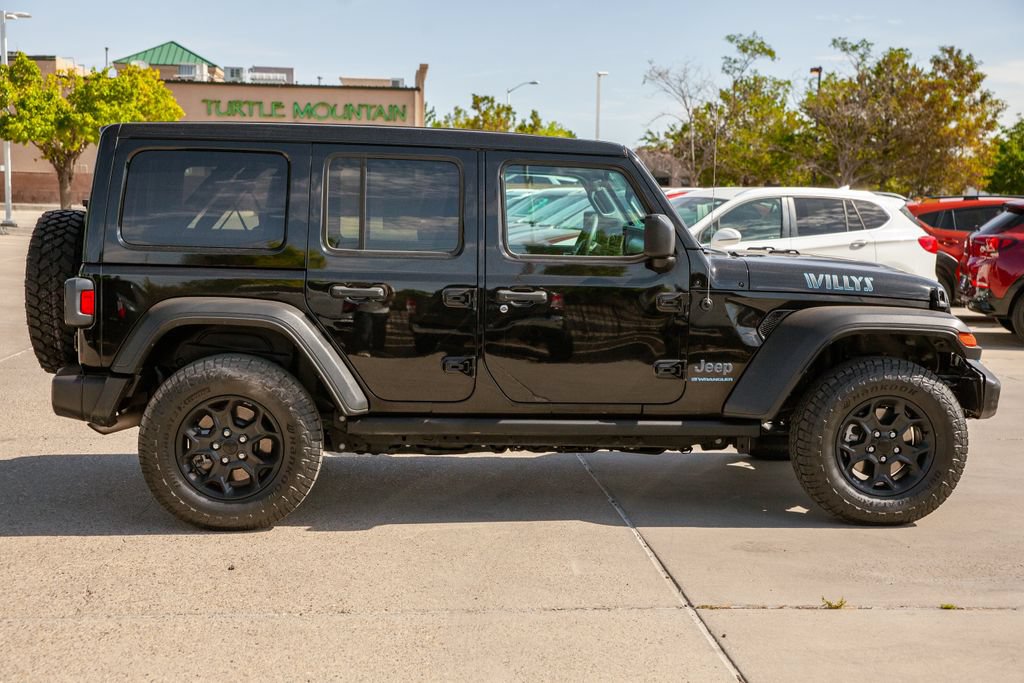 Used 2023 Jeep Wrangler Unlimited w/ Sun & Screen Package AWD/4WD image 4
