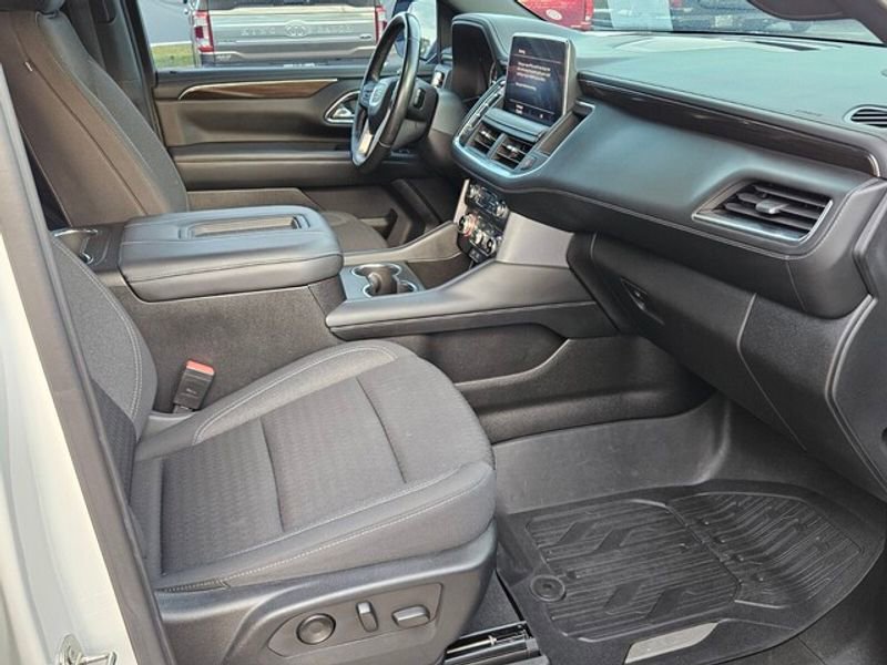 Used 2021 GMC Yukon SLE image 15