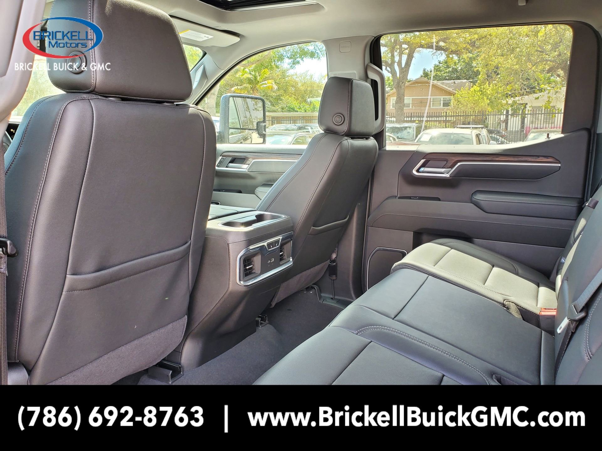 New 2025 GMC Sierra 1500 SLT w/ SLT Premium Plus Package image 10