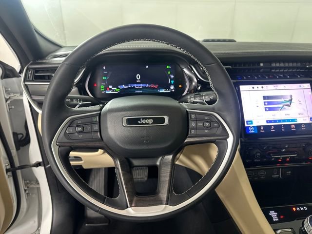 Used 2023 Jeep Grand Cherokee 4WD 4xe image 14