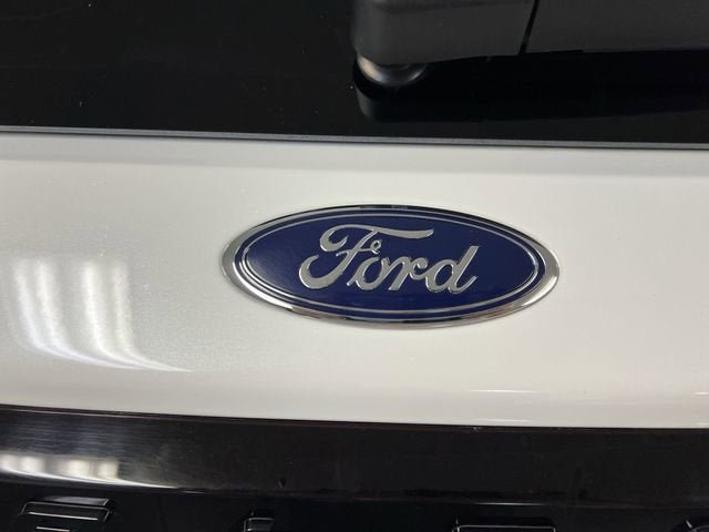 Used 2025 Ford Explorer ST AWD/4WD image 32