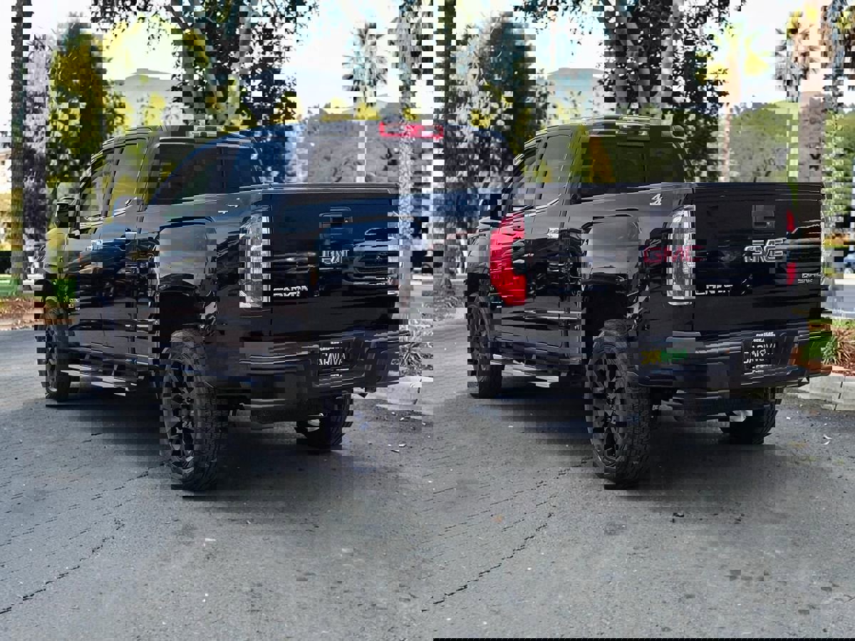 Used 2017 GMC Canyon Denali image 5