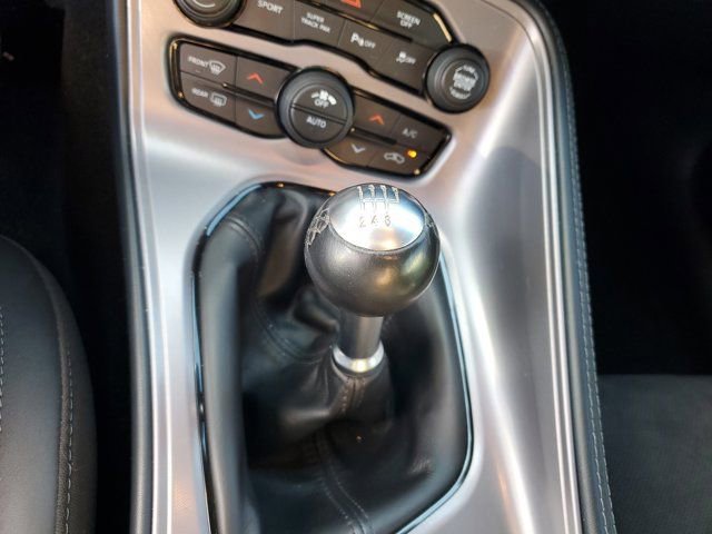 Used 2023 Dodge Challenger R/T w/ Plus Package image 30