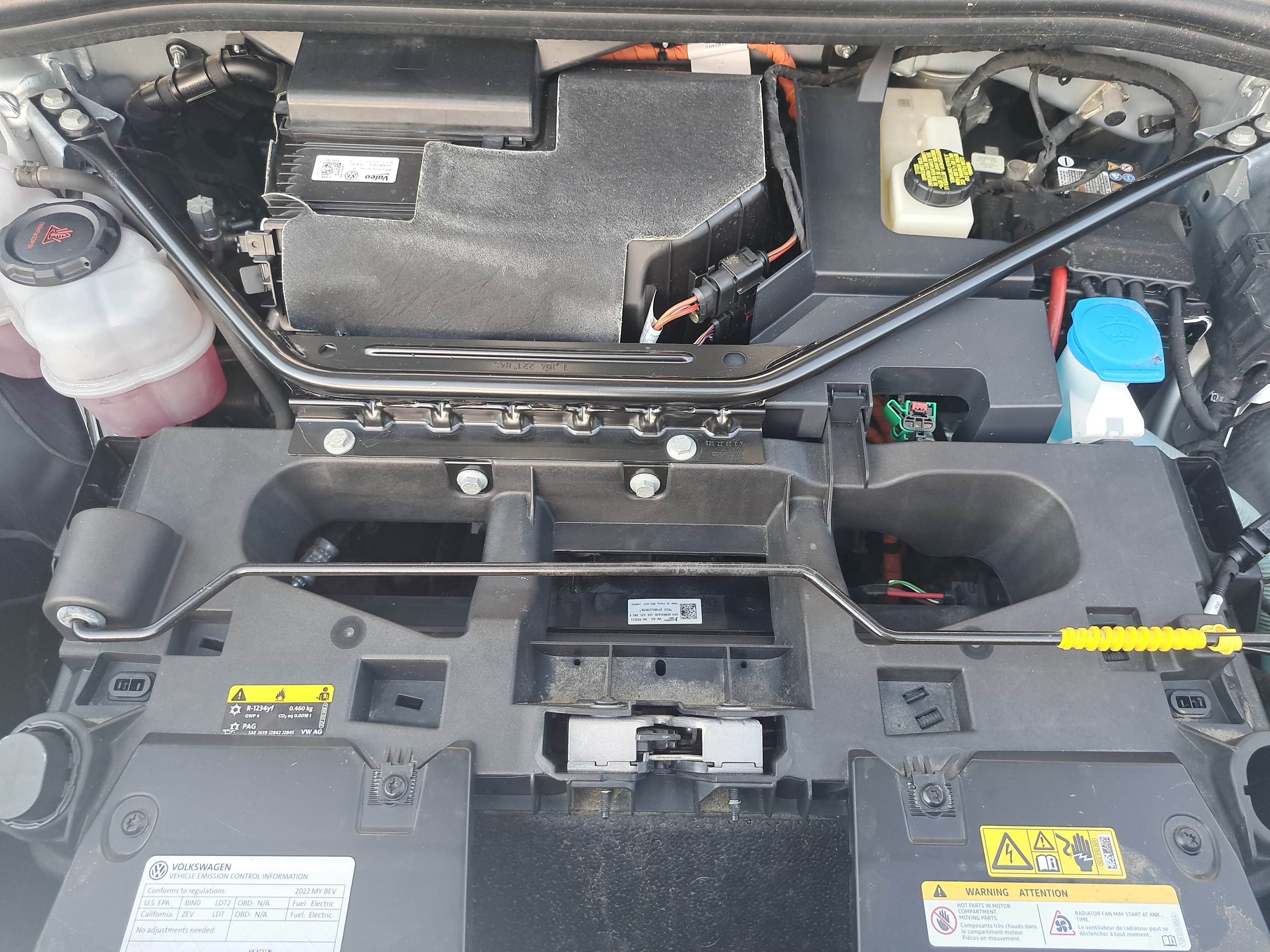 Used 2022 Volkswagen ID.4 Pro S RWD image 32