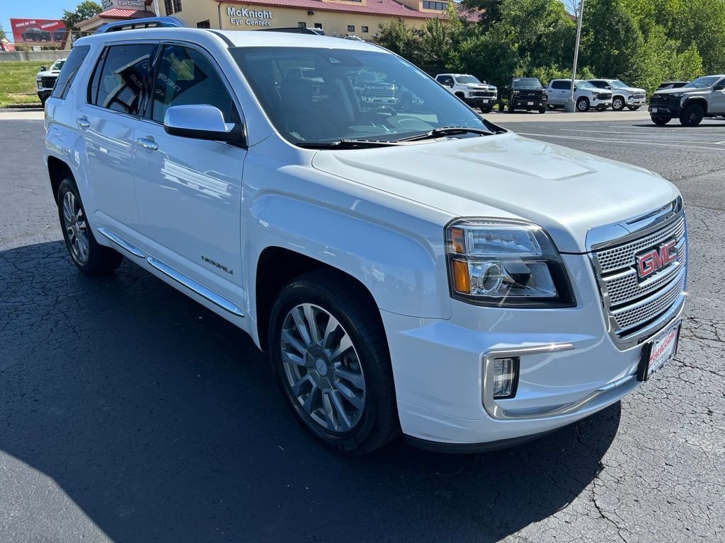 Used 2016 GMC Terrain Denali AWD/4WD image 3