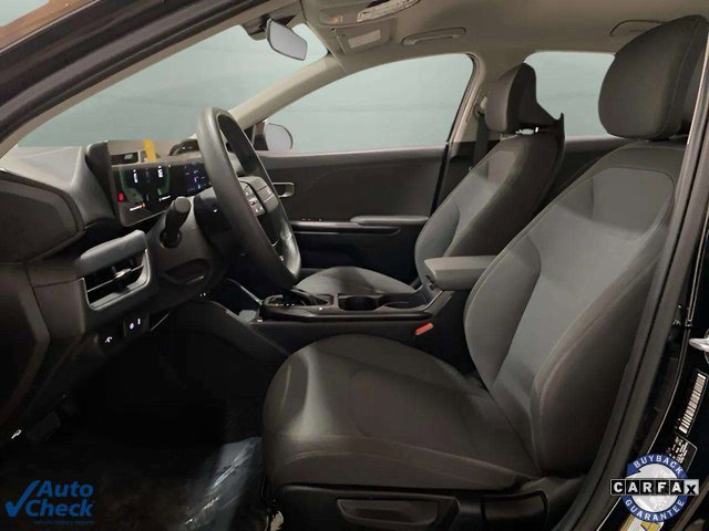 Used 2025 Kia K4 LX image 17
