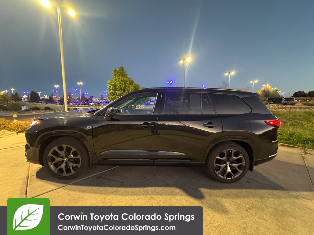 Used 2026 Lexus TX 500h AWD image 4