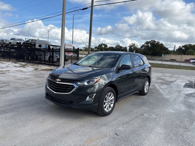 Used 2020 Chevrolet Equinox LS w/ LS Convenience Package image 2