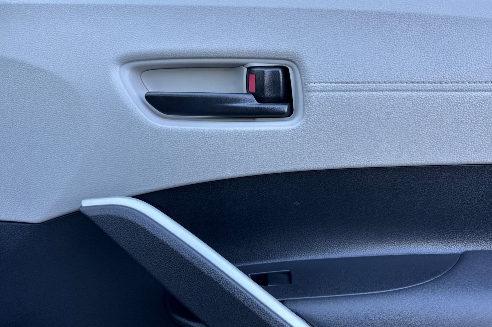 New 2026 Toyota Corolla Cross L FWD image 20
