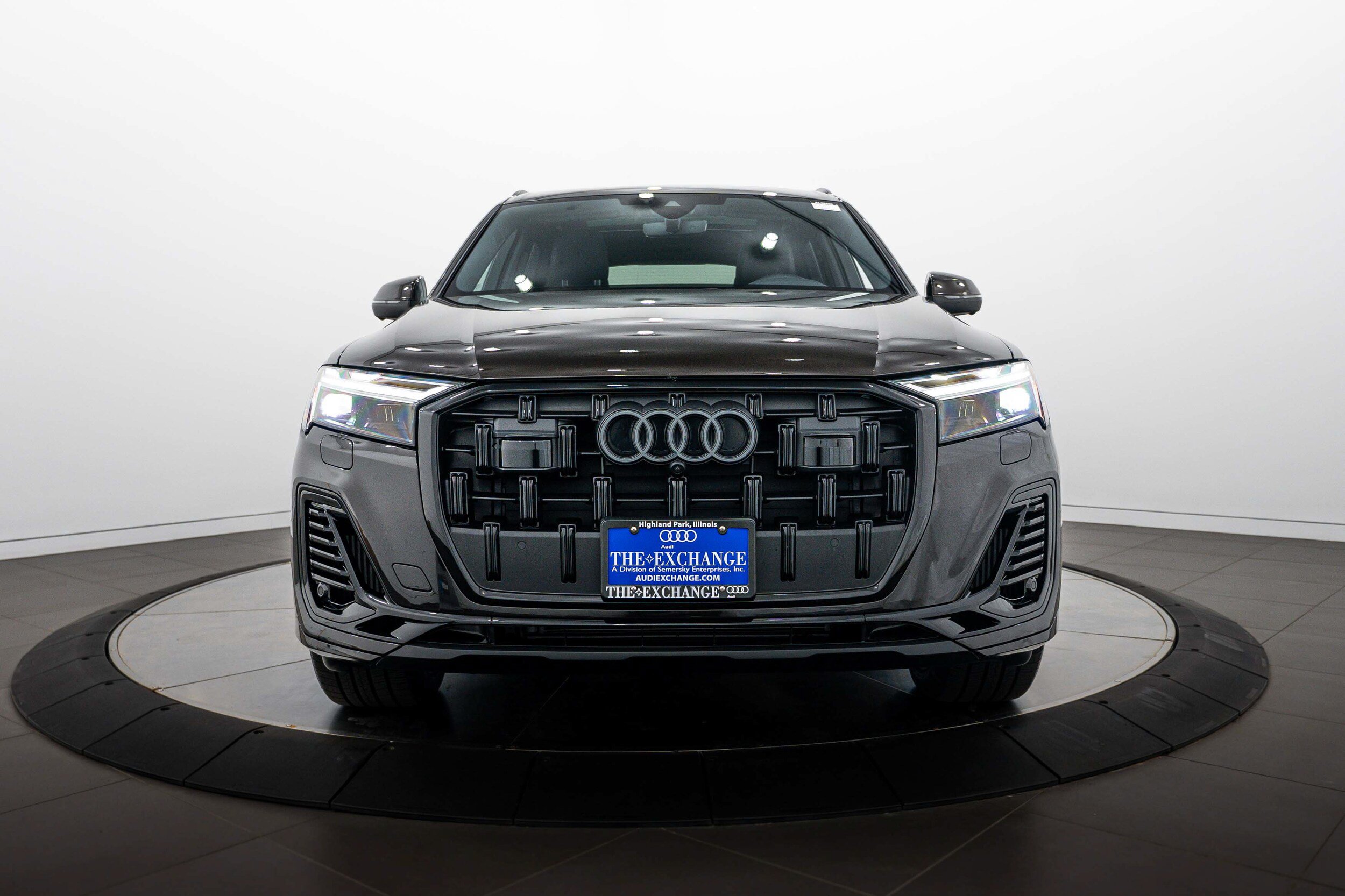 Used 2026 Audi Q7 3.0T Premium Plus w/ Premium Plus Package AWD/4WD image 3