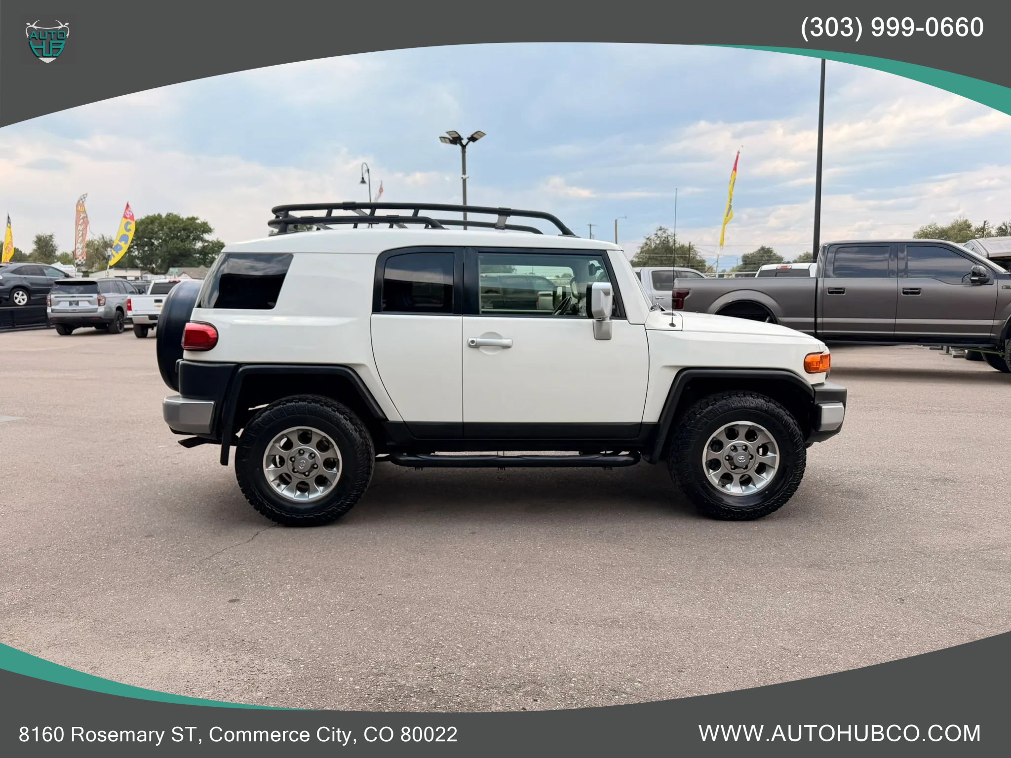 Used 2013 Toyota FJ Cruiser 4WD w/ Upgrade Pkg image 4