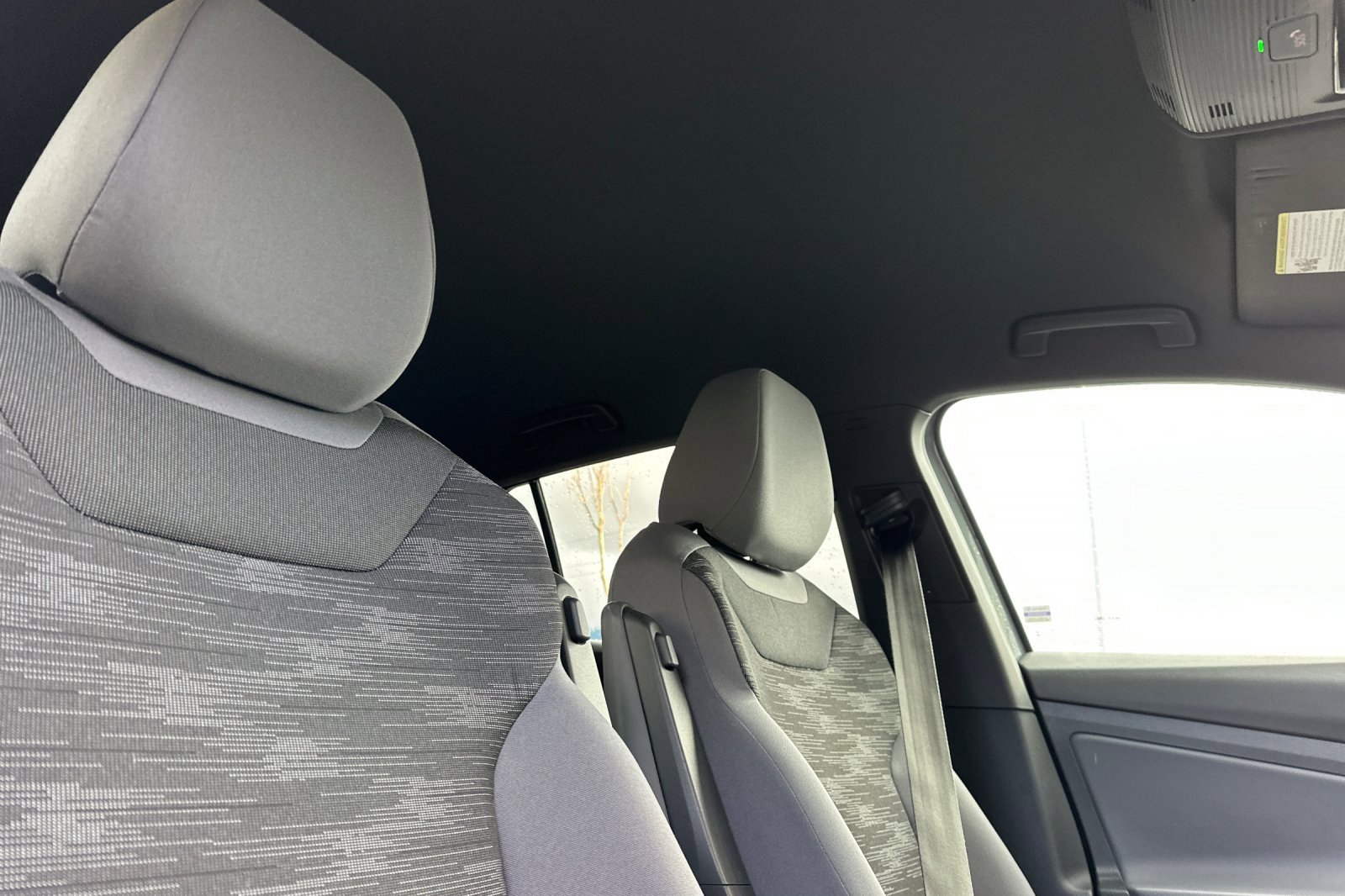 Used 2021 Volkswagen ID.4 Pro w/ ID.4 Protection Package (IPT) image 18