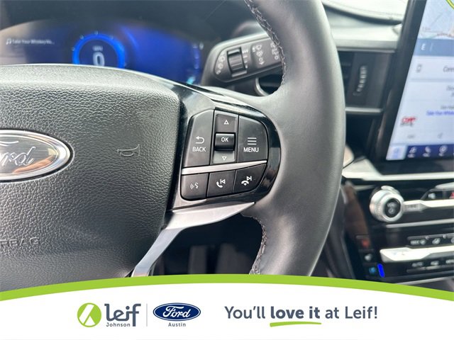 Used 2023 Ford Explorer Platinum w/ Technology Package image 33