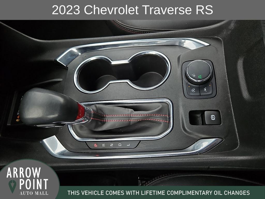 Used 2023 Chevrolet Traverse RS image 28