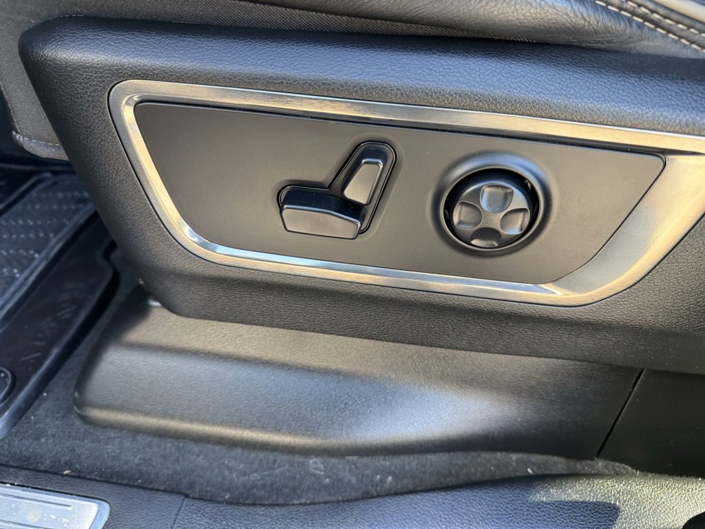 Used 2020 RAM 1500 Limited image 15