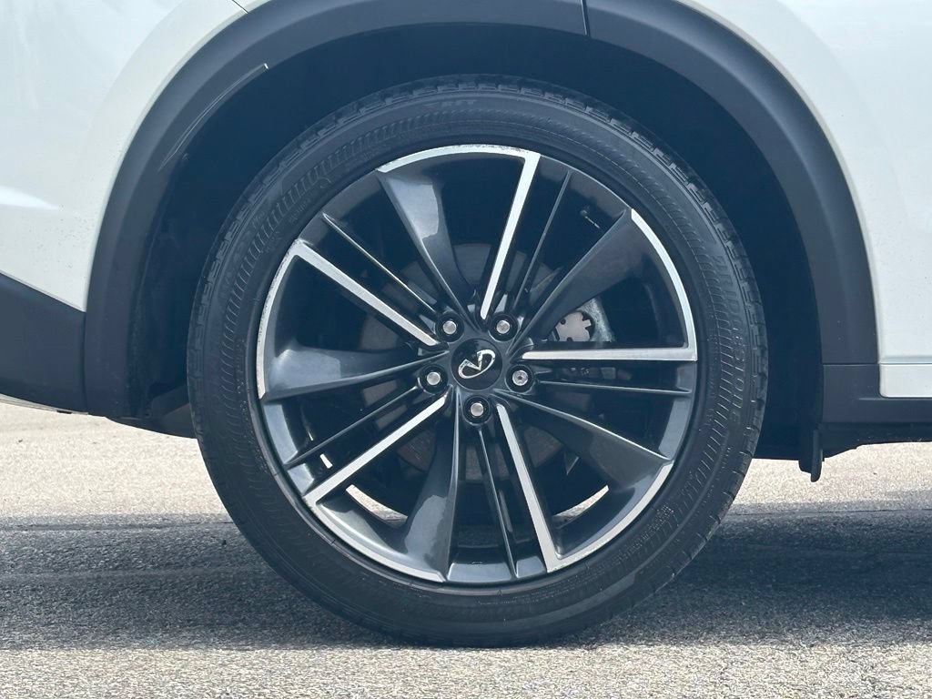 Used 2023 INFINITI QX50 Sport AWD/4WD image 3