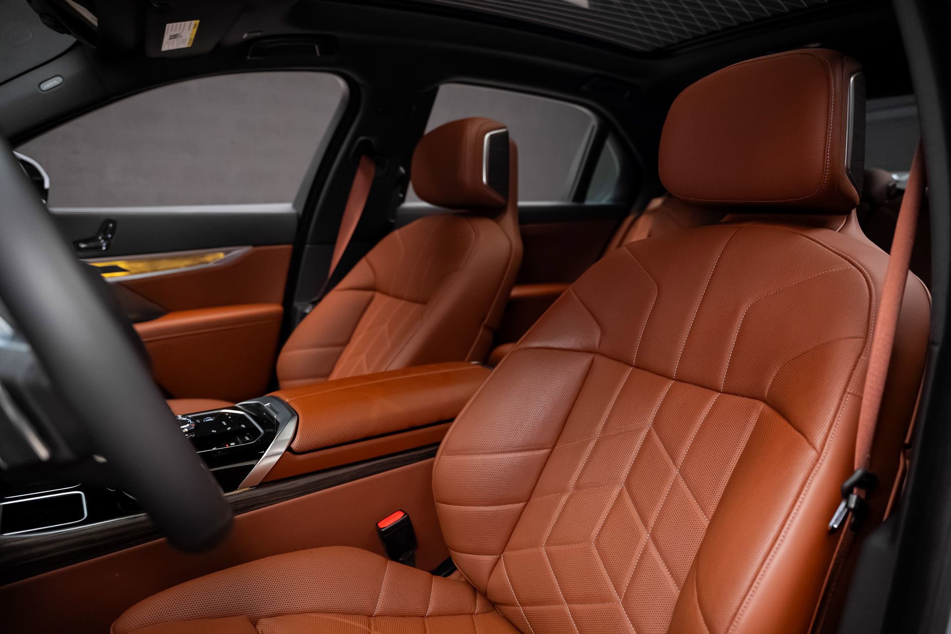 Used 2024 BMW i7 eDrive50 w/ M Sport Package image 59