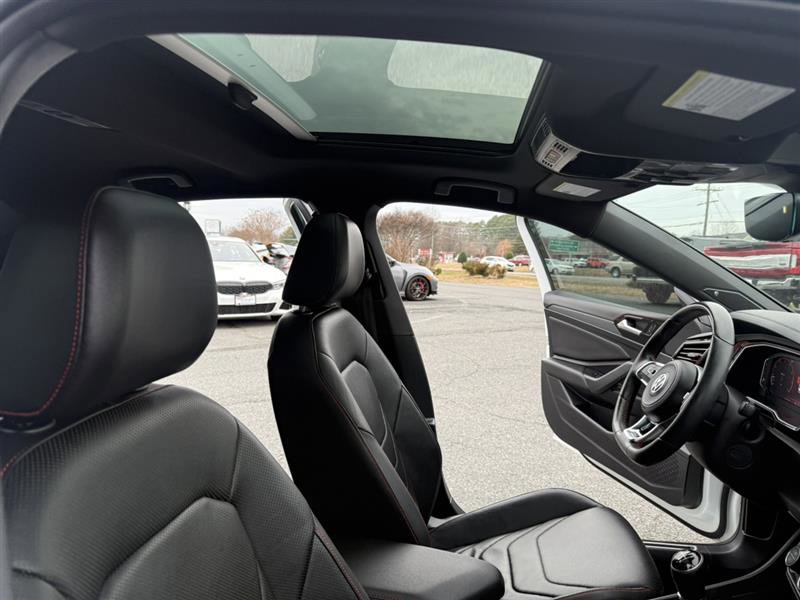 Used 2021 Volkswagen Jetta GLI Autobahn image 13