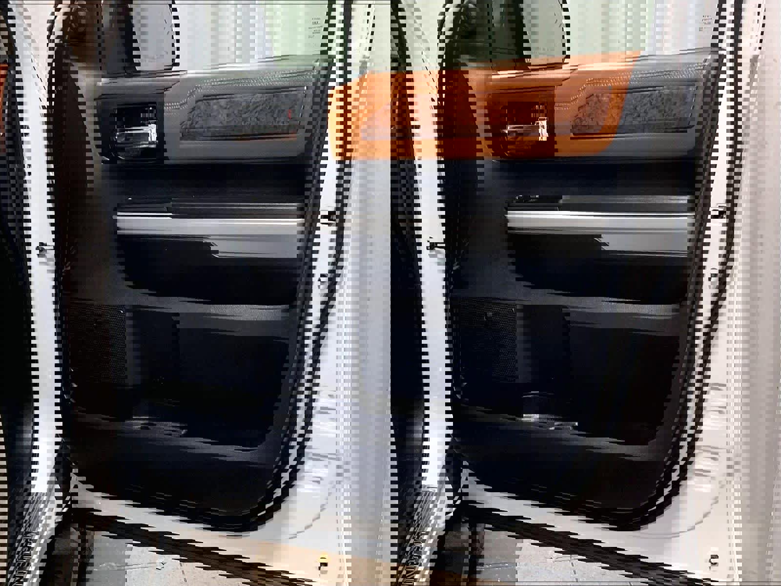 Used 2021 Toyota Tundra 1794 Edition image 12