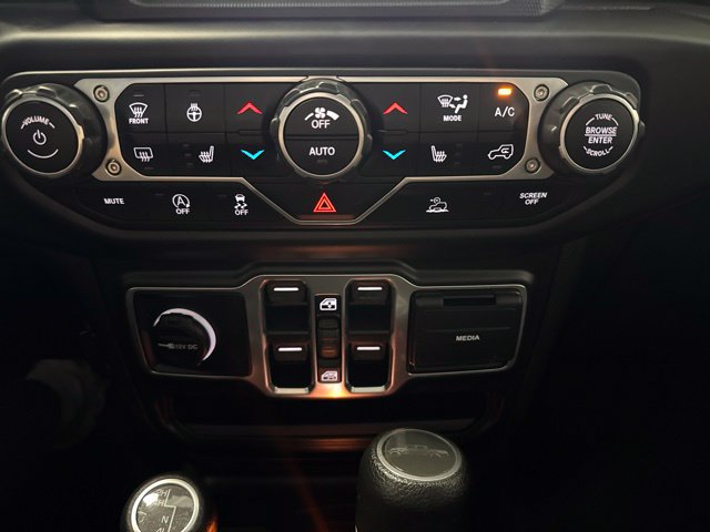 Used 2021 Jeep Gladiator Sport AWD/4WD image 39