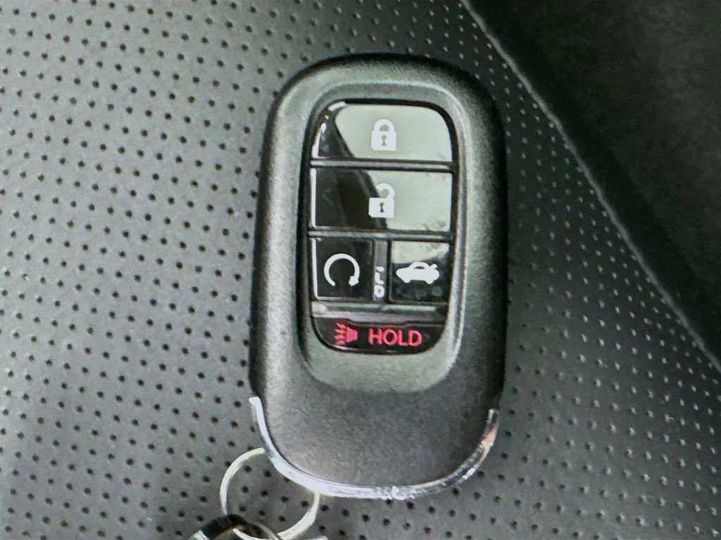 Used 2023 Honda Accord Touring image 39