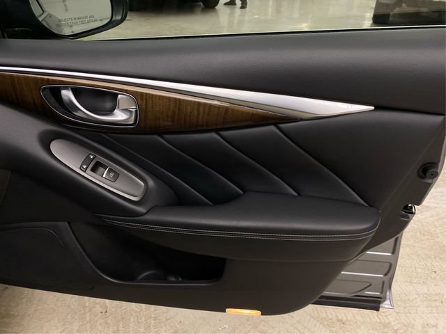 Used 2018 INFINITI Q50 Luxe AWD/4WD image 28