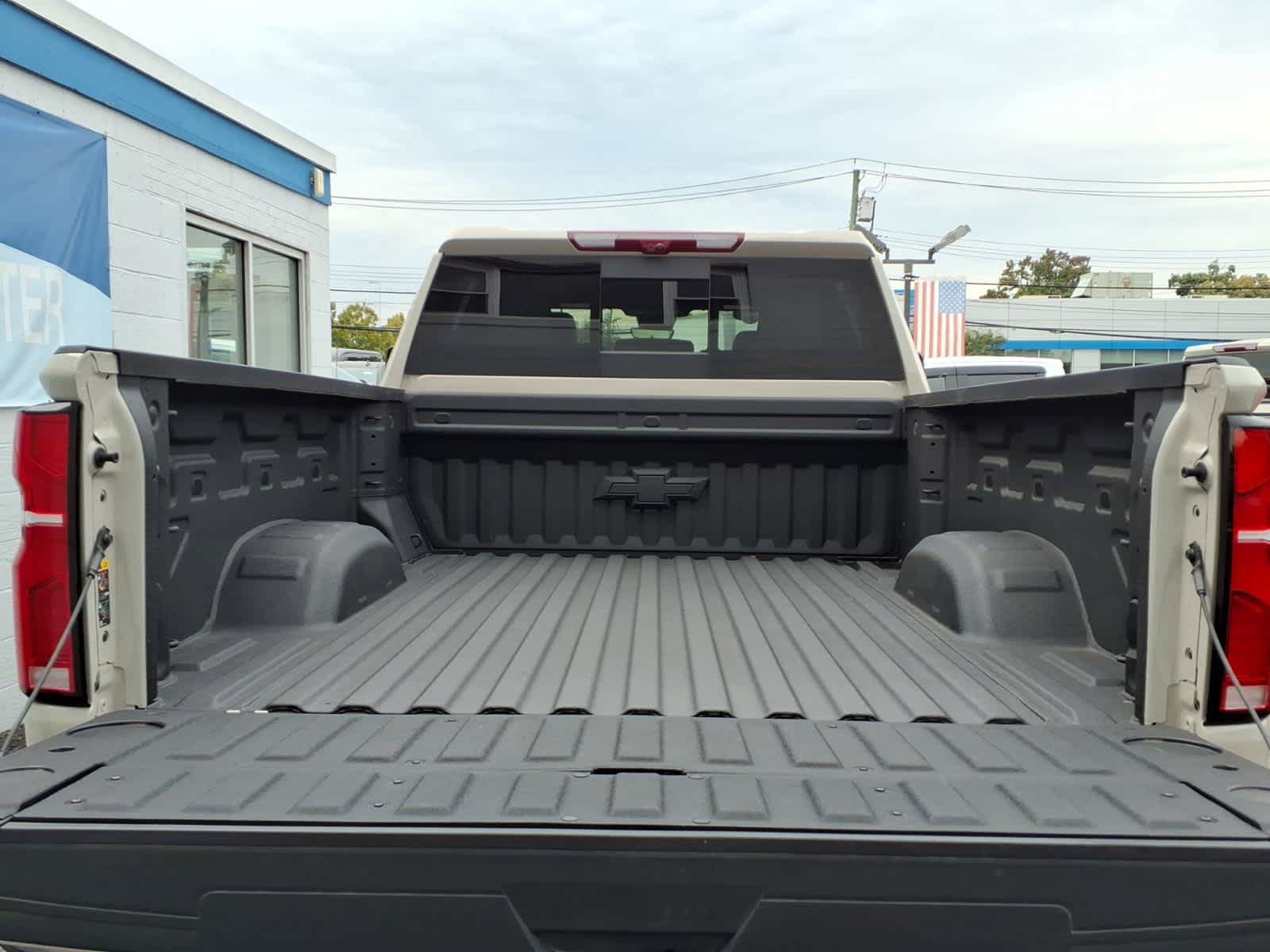 Used 2026 Chevrolet Silverado 2500 ZR2 AWD/4WD image 19