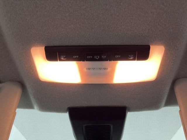 Used 2020 Nissan Kicks S w/ Interior Electronics Package image 33