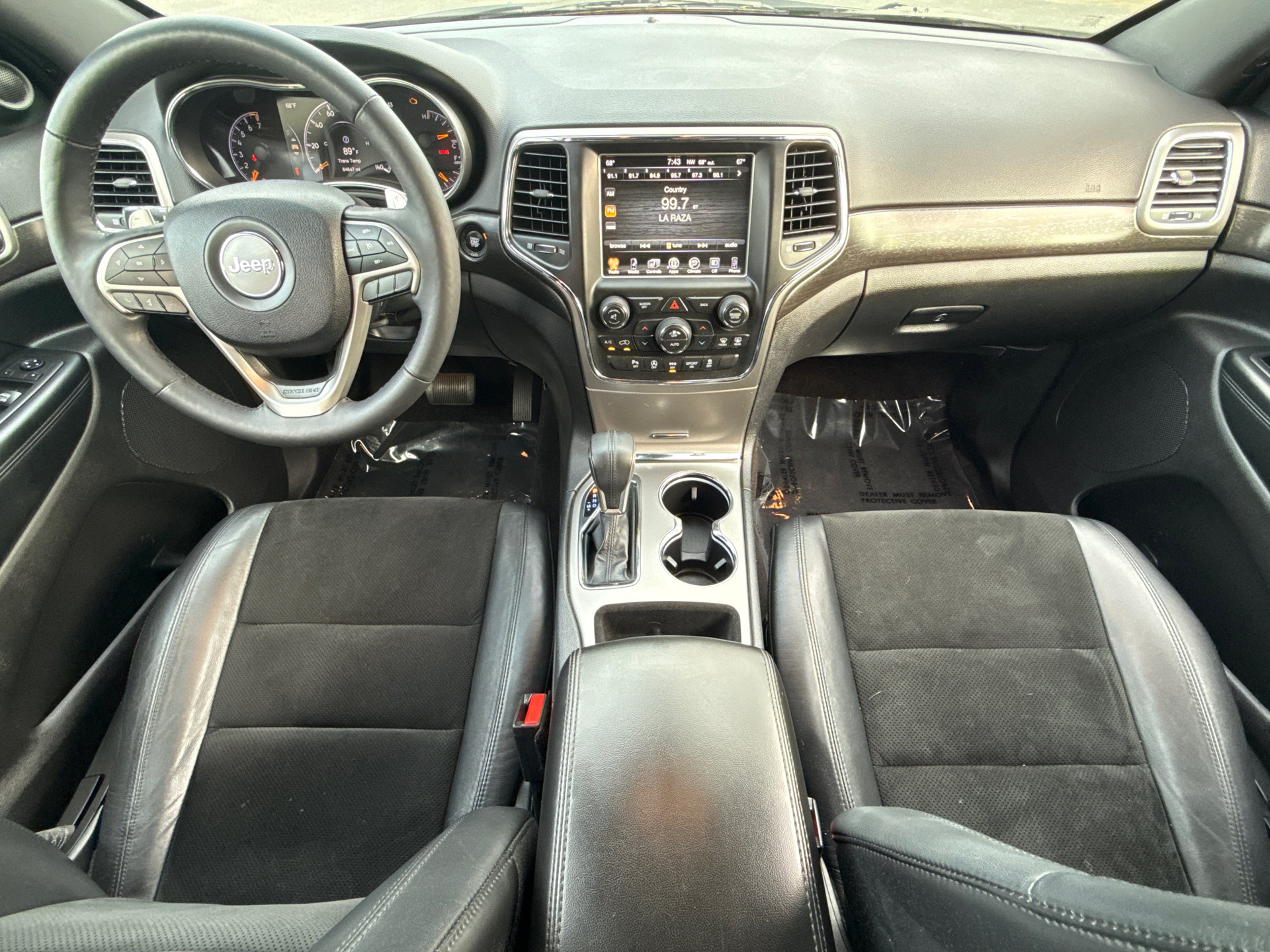 Used 2017 Jeep Grand Cherokee Altitude RWD image 17