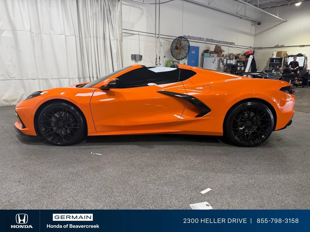 Used 2022 Chevrolet Corvette Stingray Premium Cpe w/ Z51 Performance Package RWD image 5
