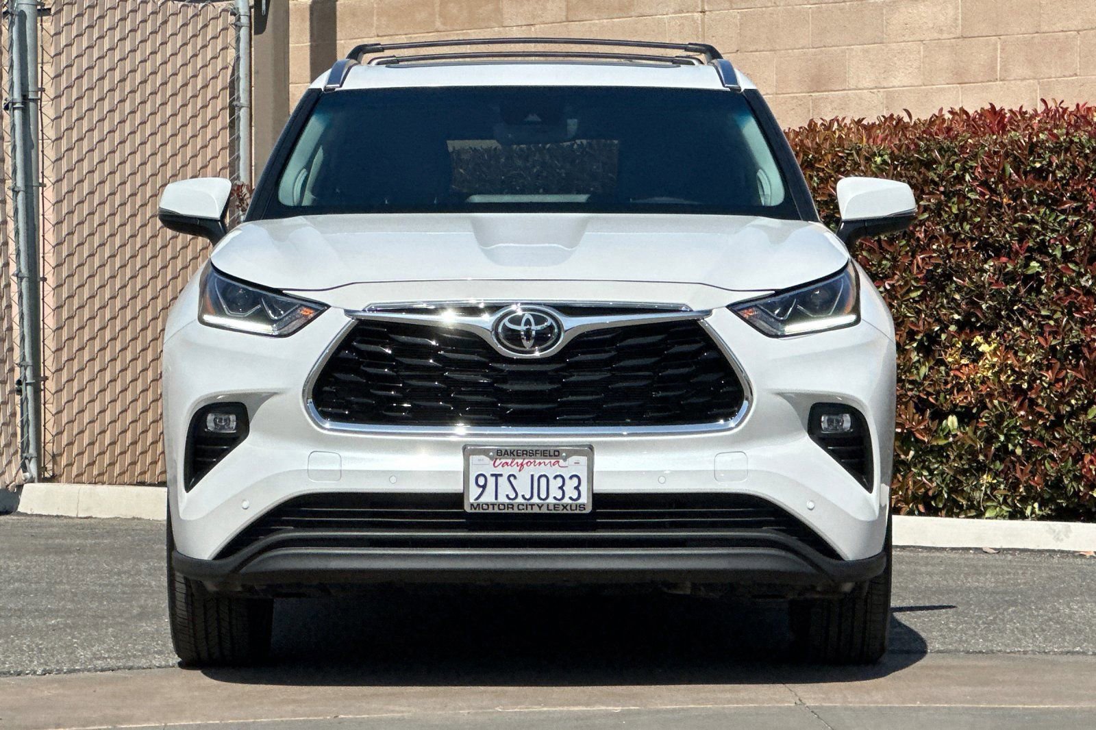 Used 2026 Toyota Highlander Limited image 10