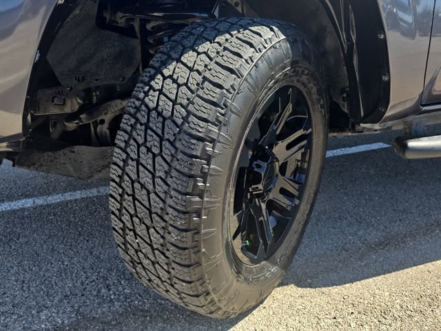 Used 2022 Toyota Tacoma SR w/ SR Convenience Package image 31