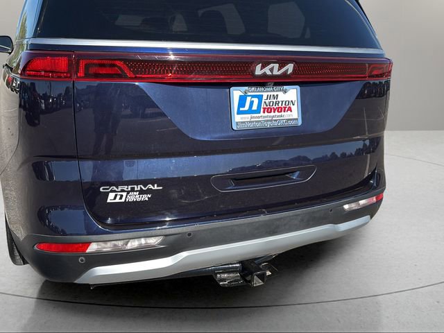 Used 2023 Kia Carnival LX FWD image 12