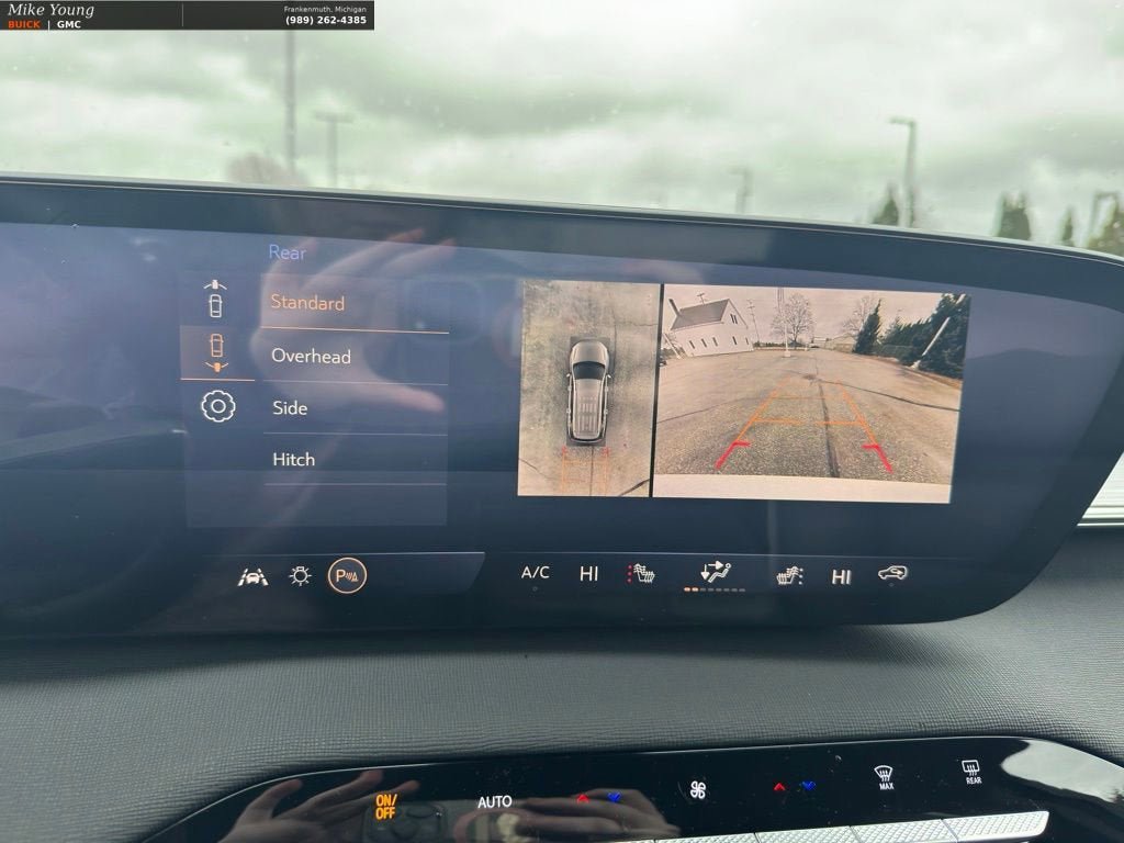 New 2026 Buick Enclave Preferred w/ LPO, Floor Liner Package FWD image 24