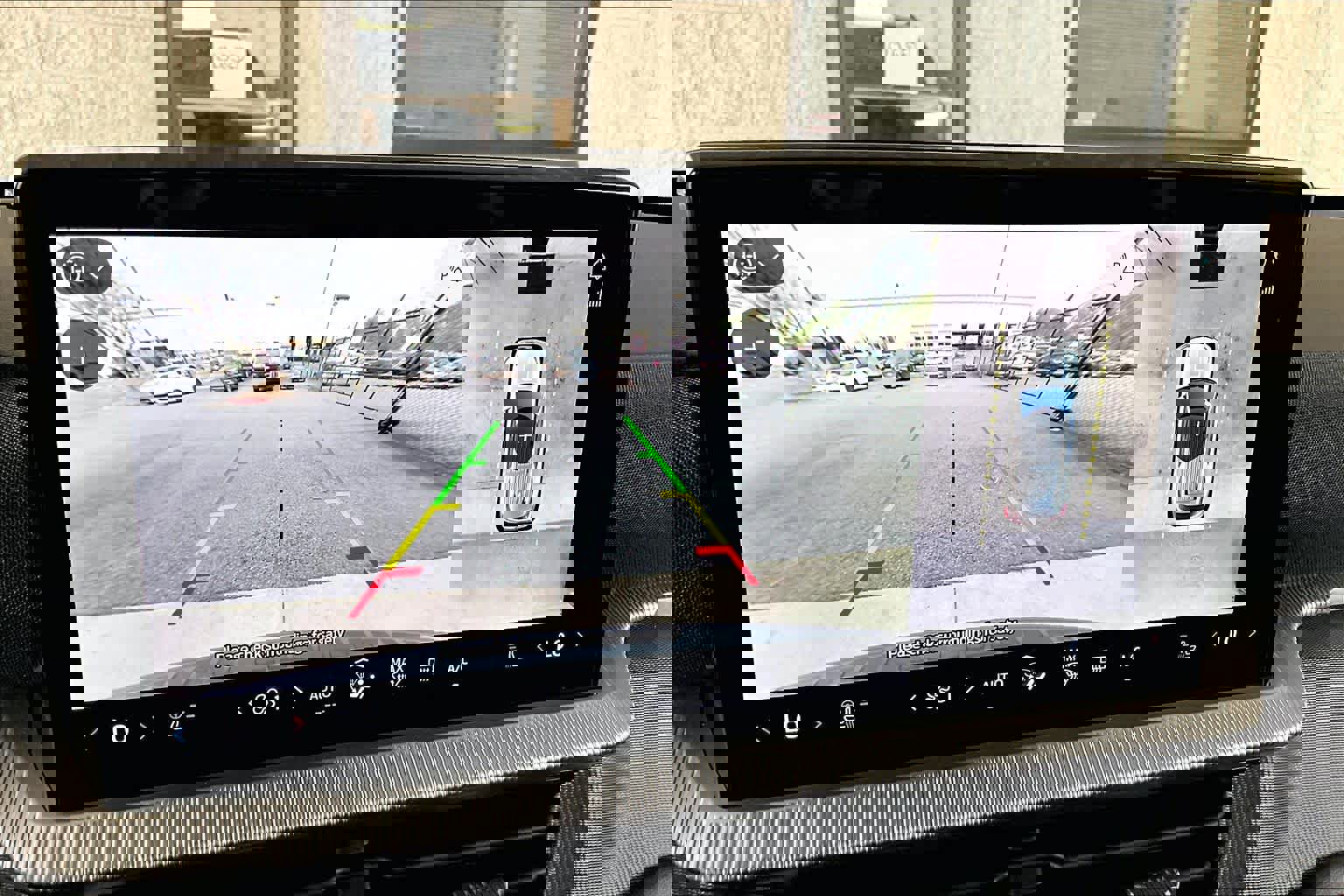 Certified 2025 Ford Explorer ST-Line w/ ST-Line Street Pack image 28