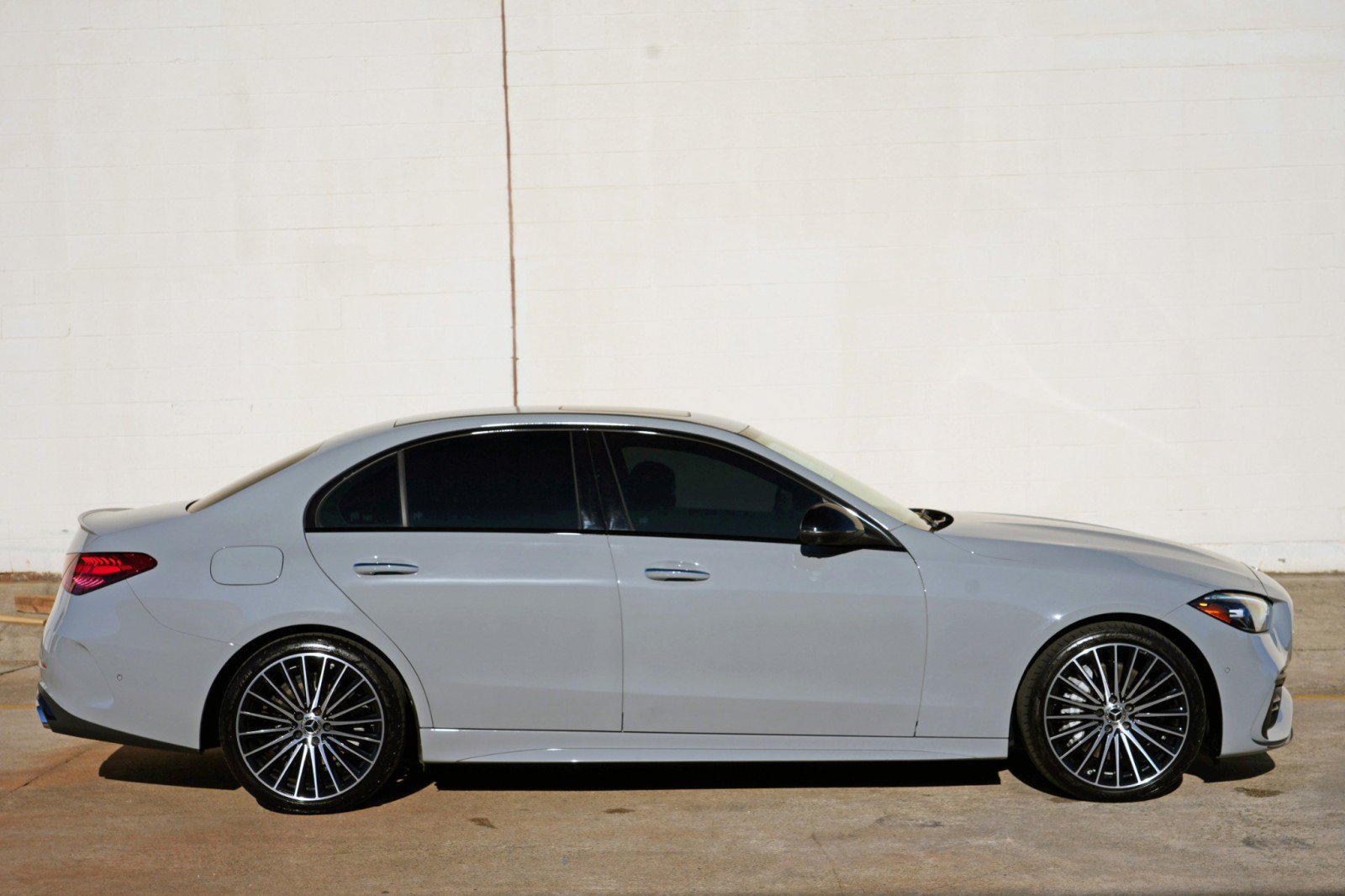 Used 2025 Mercedes-Benz C 300 Sedan w/ AMG Line w/ Night Package image 58