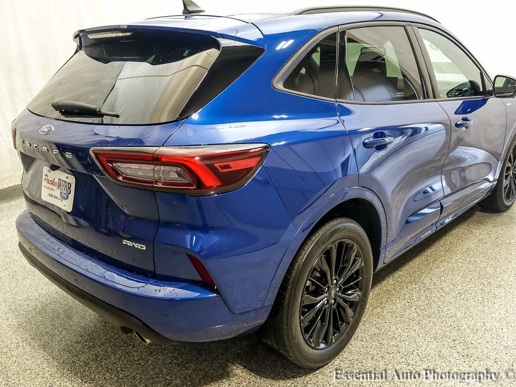 Used 2023 Ford Escape ST-Line Elite AWD/4WD image 7