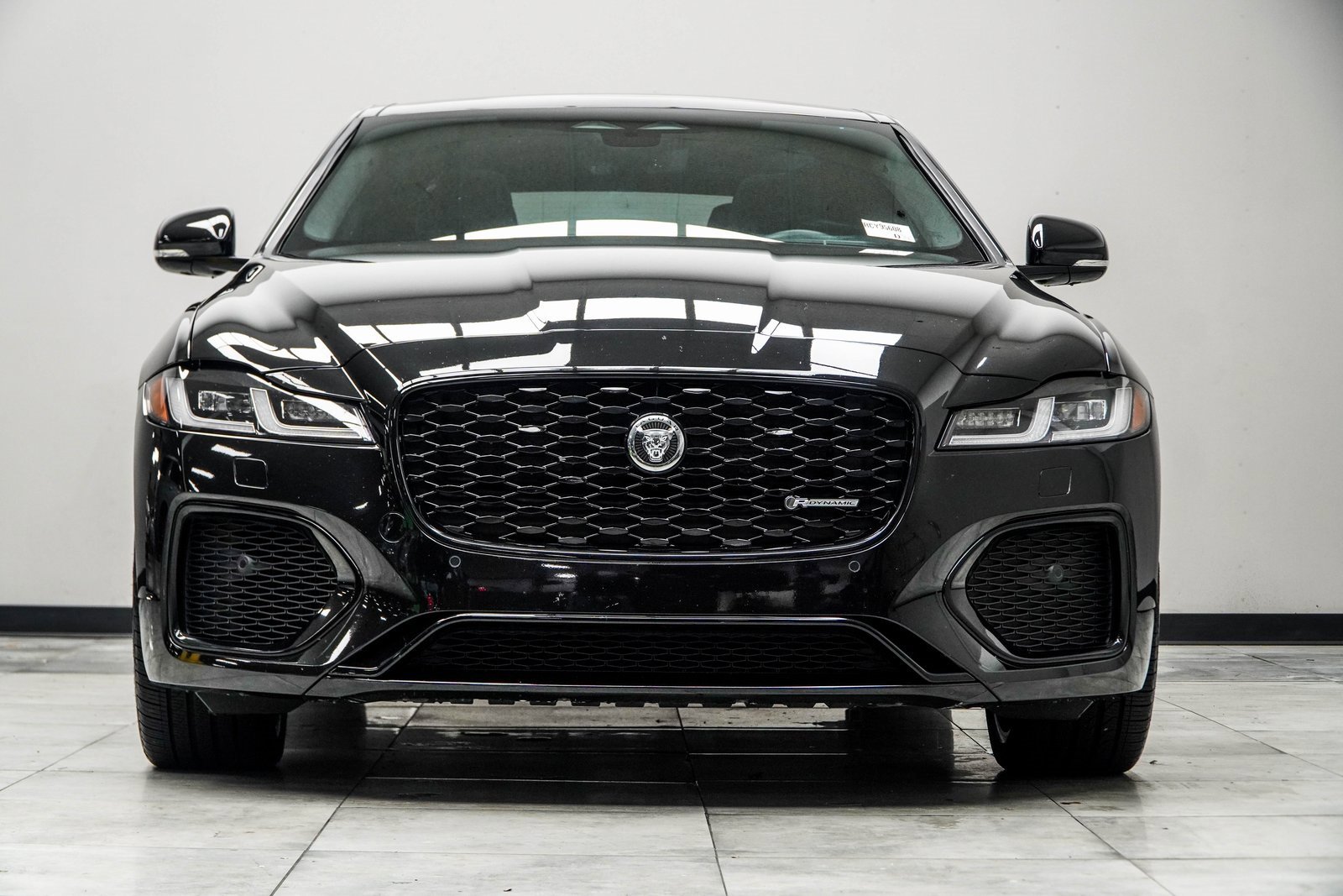 Used 2024 Jaguar XF R-Dynamic SE image 7