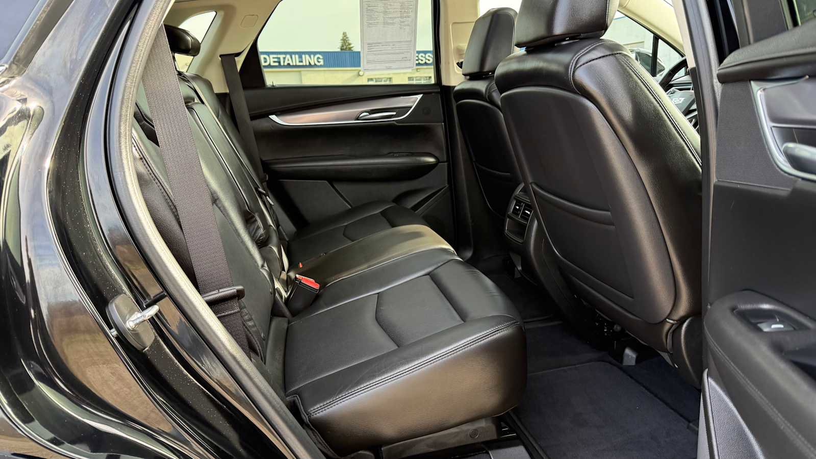 Used 2017 Cadillac XT5 Luxury FWD image 11