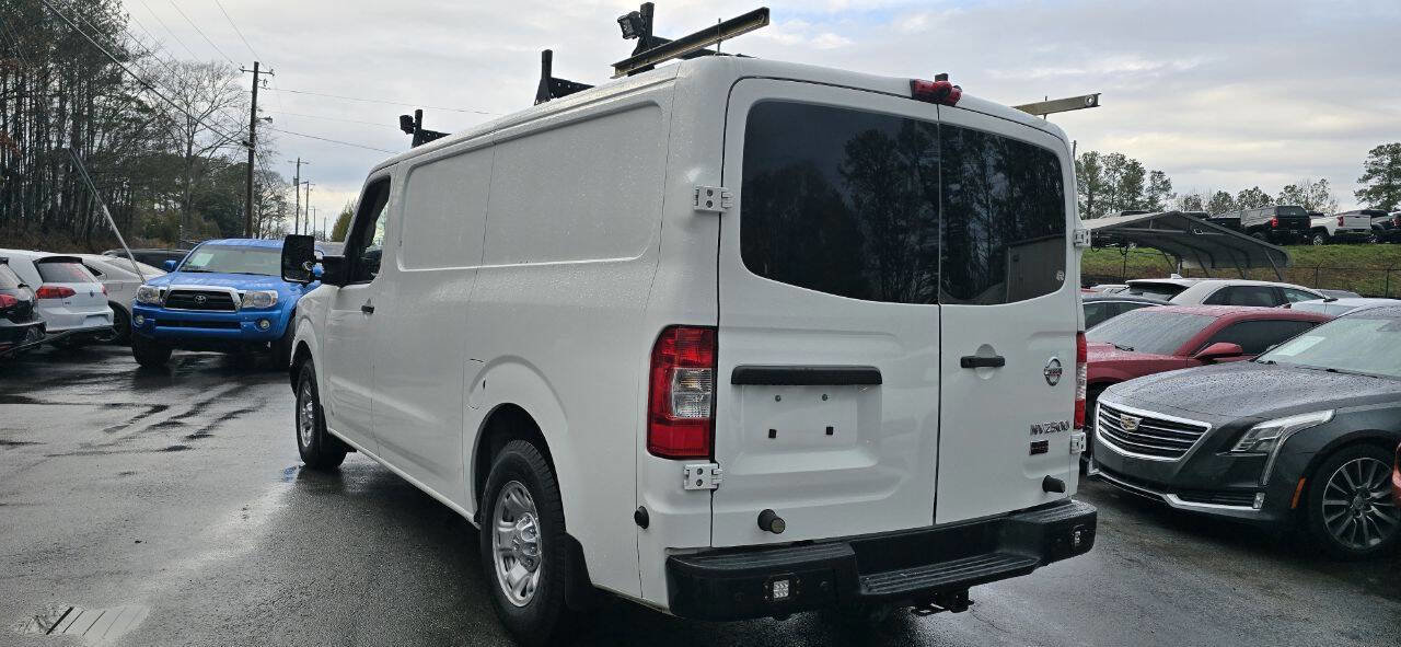 Used 2015 Nissan NV 2500 SV w/ Side & Curtain Airbag Package image 8