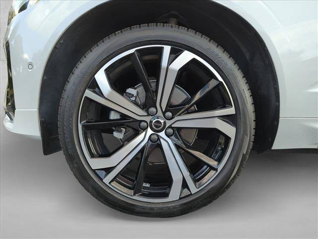 Used 2025 Volvo XC60 B5 Ultra w/ Protection Package Premier AWD/4WD image 24