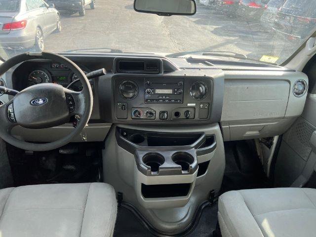 Used 2017 Ford E-350 and Econoline 350 Super Duty w/ Power Windows & Locks Group RWD image 9