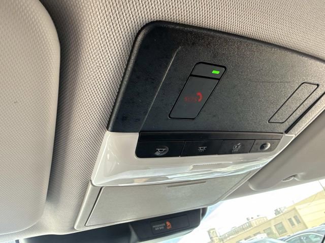 Used 2024 Mitsubishi Outlander SE Black Edition image 31