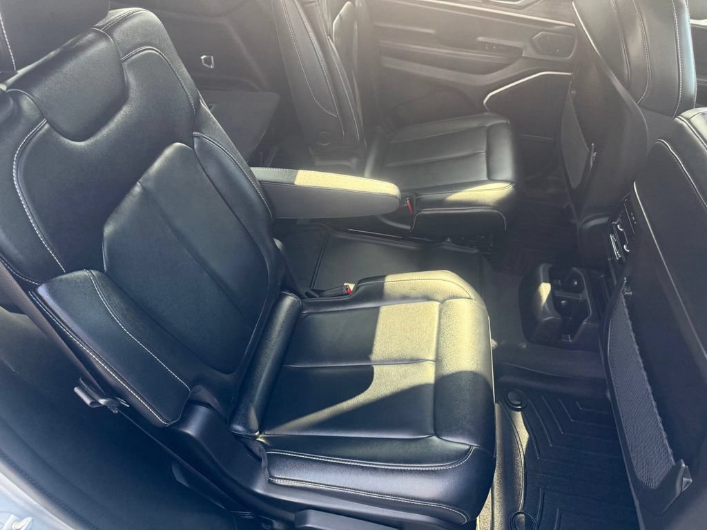 Used 2021 Jeep Grand Cherokee L Limited AWD/4WD image 57