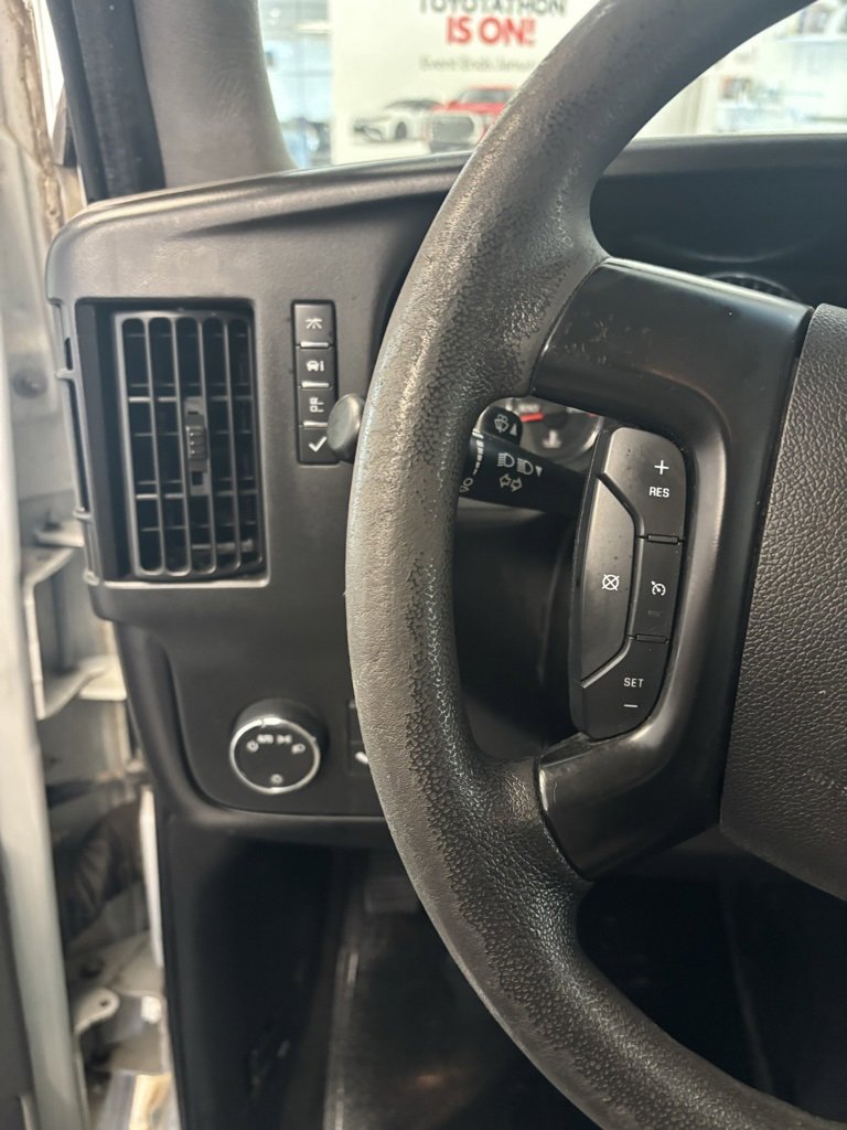 Used 2011 Chevrolet Express 3500 LT w/ LT Preferred Equipment Group image 10