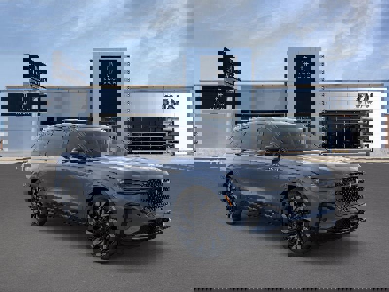 New 2025 Lincoln Nautilus Reserve w/ Jet Appearance Package image 7