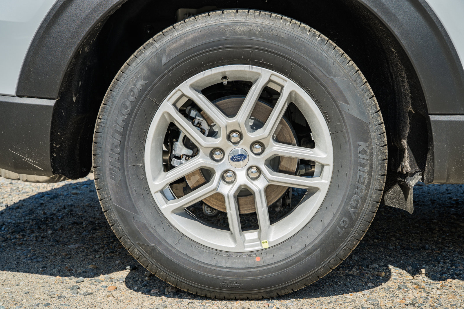 New 2026 Ford Explorer Active RWD image 16